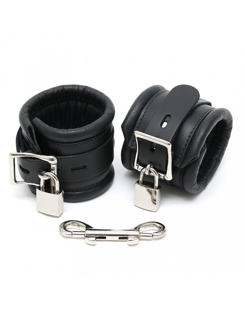 https://www.rimba.eu/11470-large_default/rimba-padded-handcuffs-luxe-7cm-wide.jpg