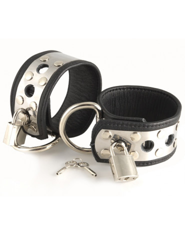 Rimba - Leather cuffs with metal and padlock